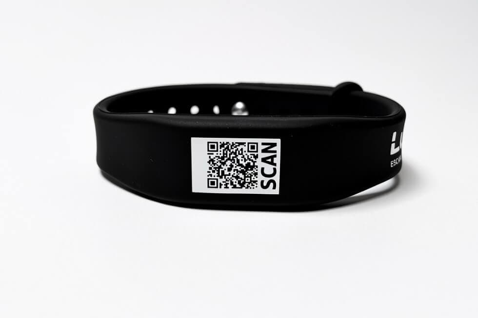 Brazalete de emergencia LuaSOS con QR y NFC — foto 4